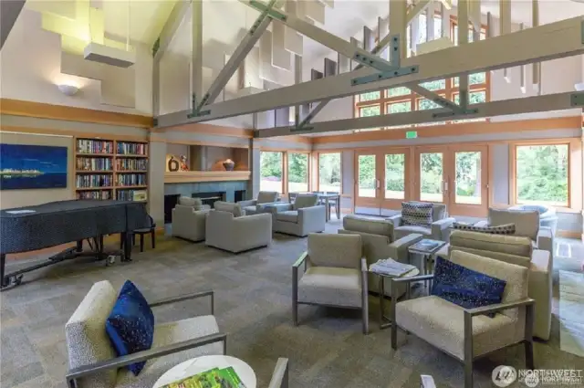 Bay Club Lounge
