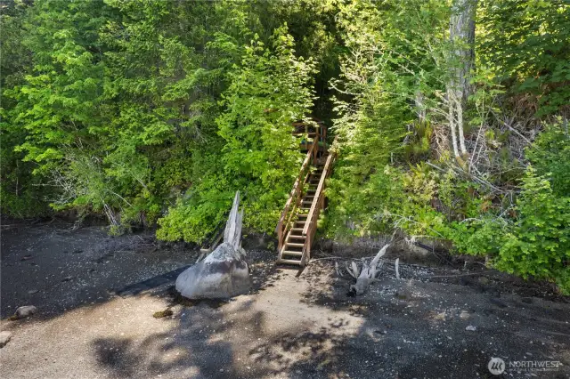 Private stairs to the beach