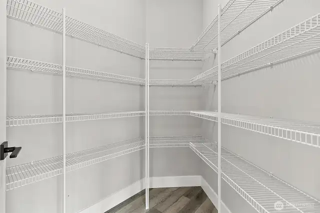 Walk in pantry