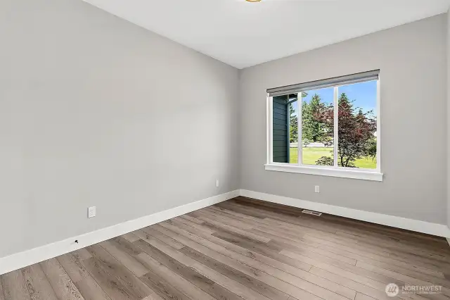 Bedroom 4 / Office