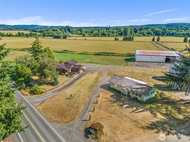 Facing S from Wynooche Valley Rd.