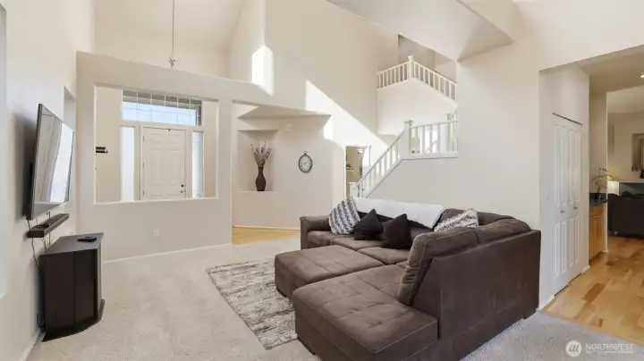 A versatile space for conversation, relaxation, or simply enjoying the openness of home.