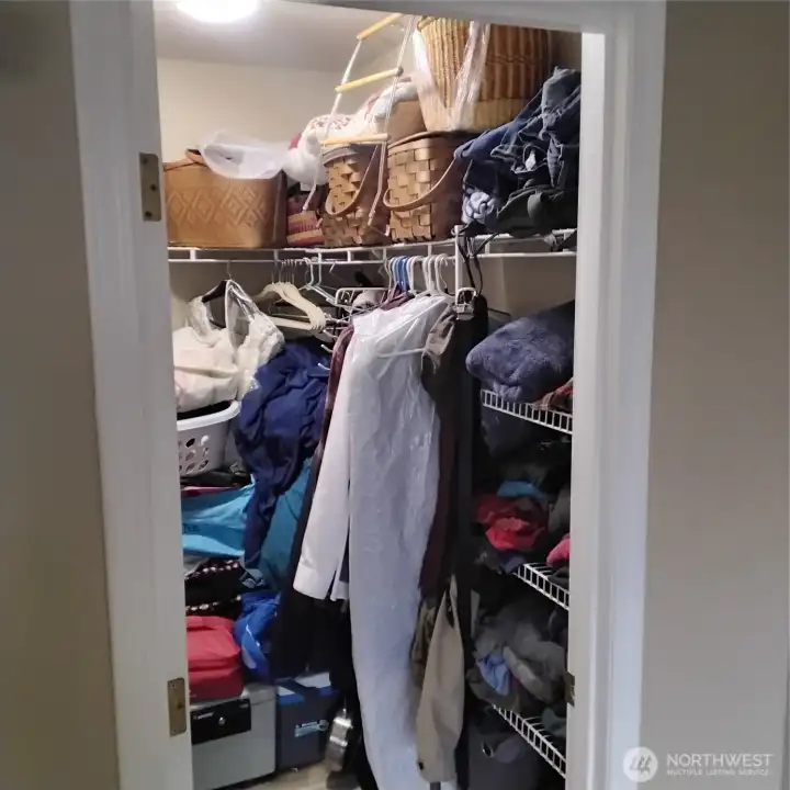 Walk-in closet