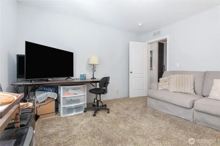 Spacious 2nd bedroom with closet