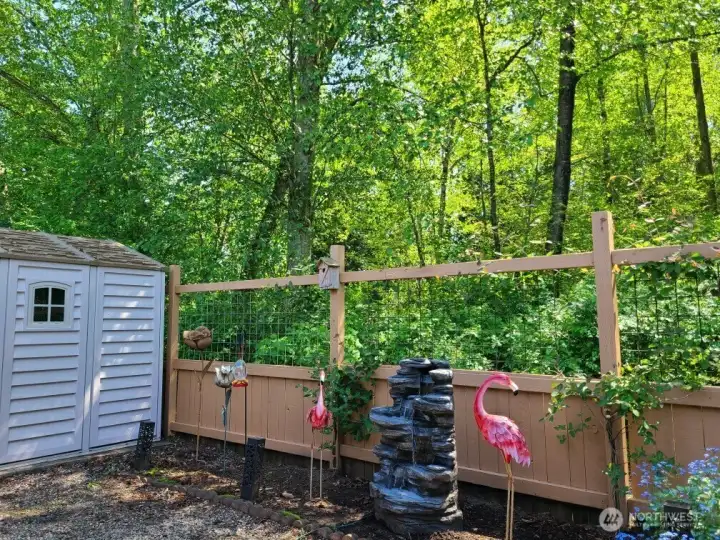 Beautiful greenpace for privacy