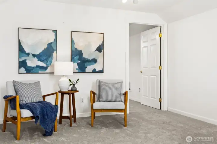 3rd Level foyer, could even function as separate living room