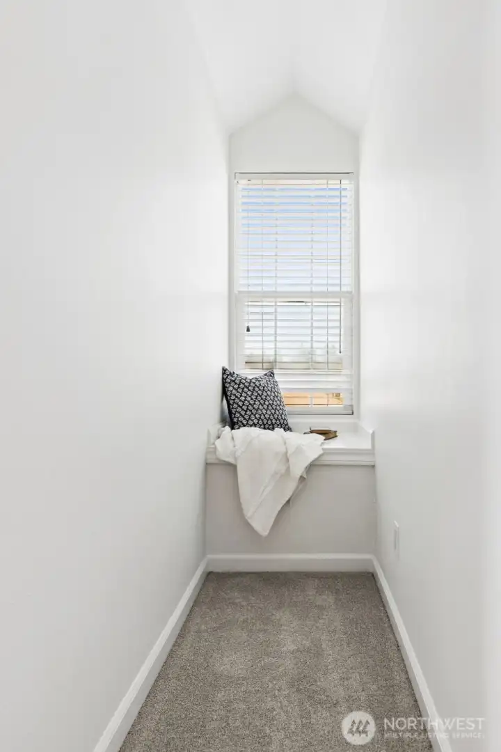 One of 2 Dormers with Seating.  And this level has brand new carpeting