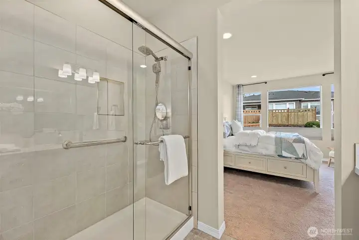 Luxurious tiled, walk-in shower