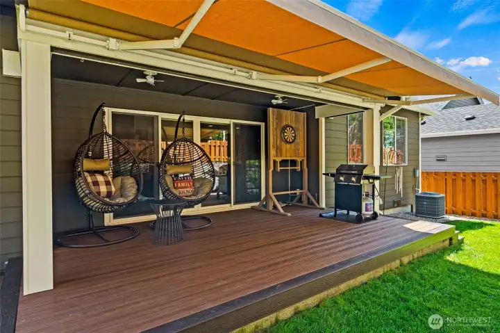 Spacious back deck