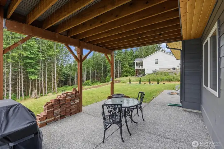 patio under deck