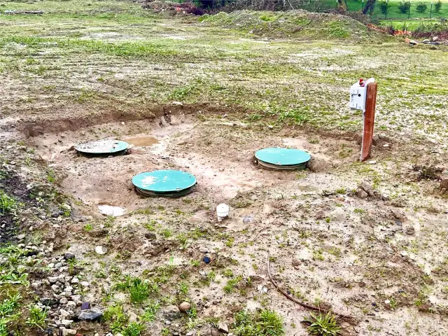 4 Bed septic is installed.