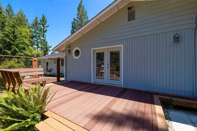 Back deck off primary with hot tub pad & hook up