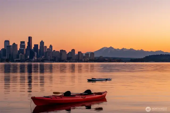 Nothing like having access to water activities - just another reason why you chose to live in Bellevue!