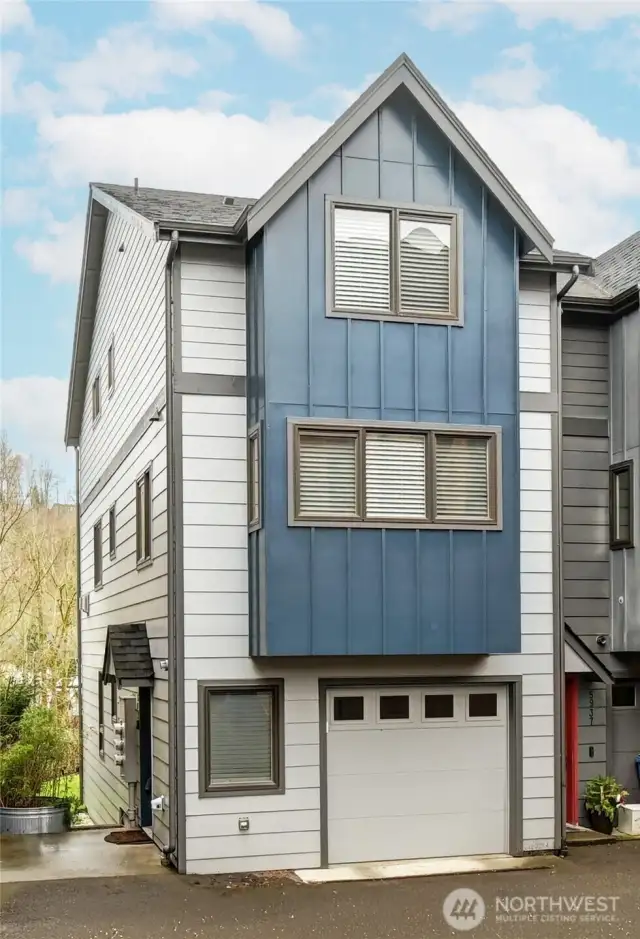 Front of townhome