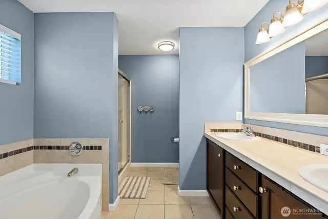 Primary 5-Piece Bath
