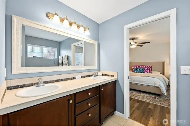 Primary 5-Piece Bath