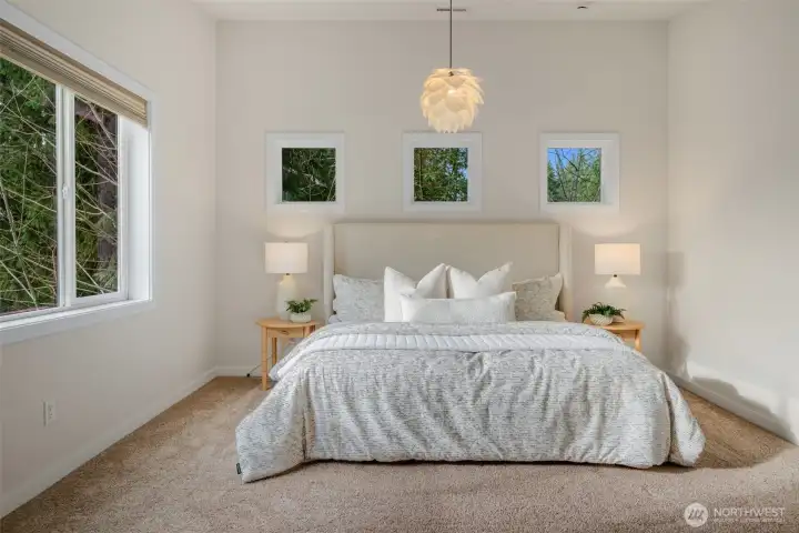 The primary features tranquil lake views