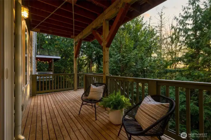 Deck off of family room