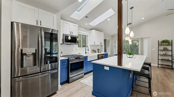 All appliances stay with the home!