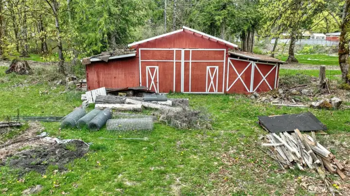 Barn roof was damaged during bomb cyclone, seller to repair/replace prior to close!