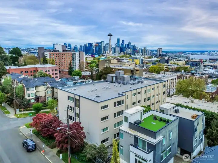 Fantastic South Slope of Queen Anne location. Close to everything but in a quiet residential neighborhood with a Walk Score 82!