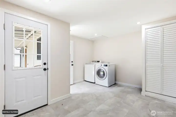 Laundry Room and Flex Space