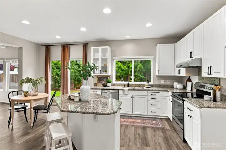 Kitchen with Eating Area