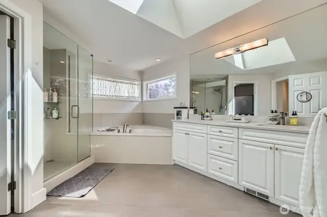 Primary bath