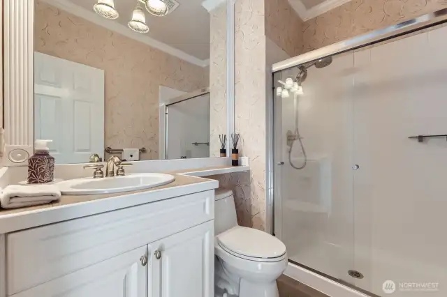 3/4 bath main level