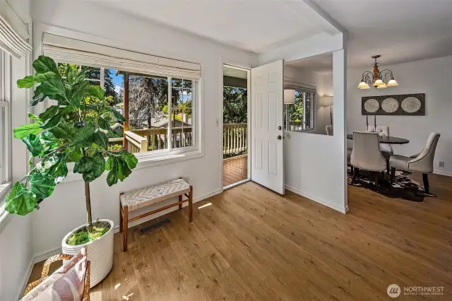 Easy access to front deck