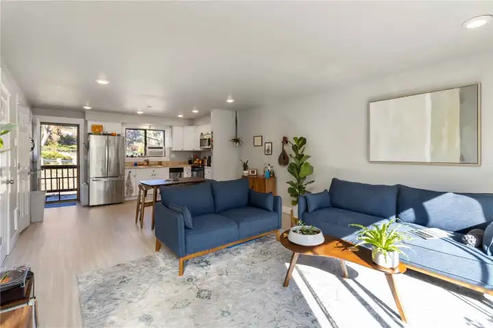 Fully Furnished Option