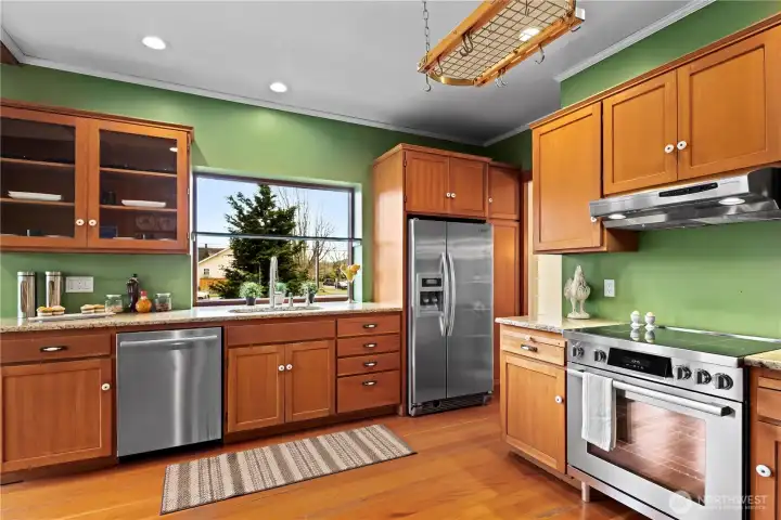 SS appliances and induction range/cooktop