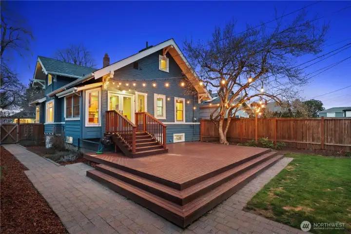 Imagine this deck on a summer night!