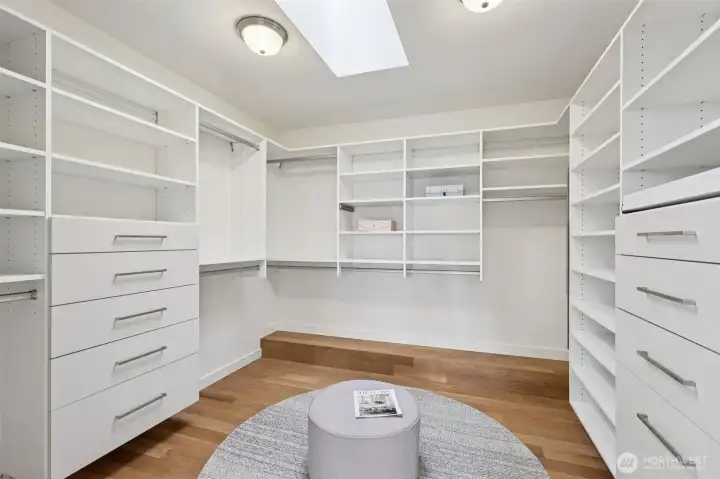 Primary walk in closet