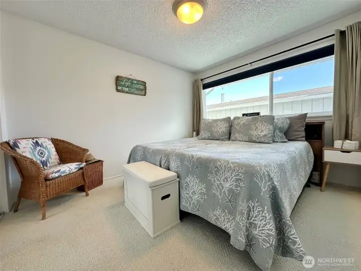 Light and Bright 2nd bedroom