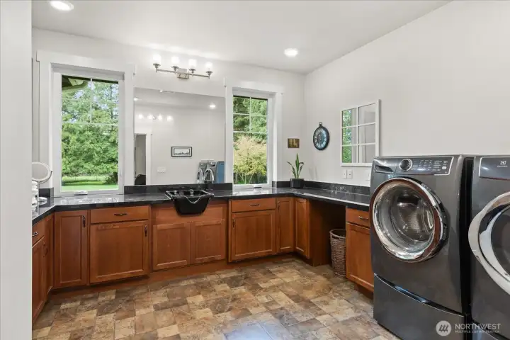 Laundry/Craft/Hobby/"Glam" room.