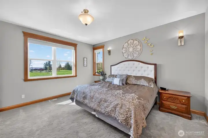 Spacious Primary Suite