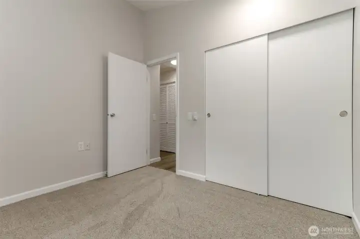 Guest Bedroom 2 - View 3