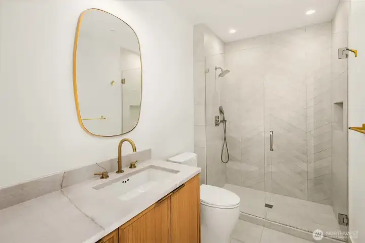 Ensuite bathroom.