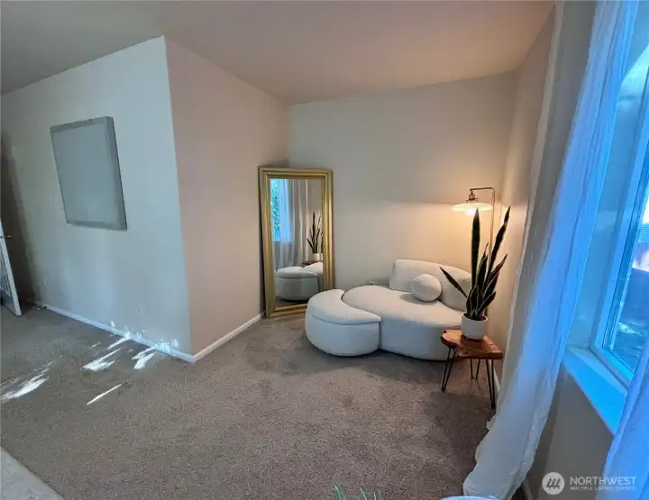Master Bedroom sitting area
