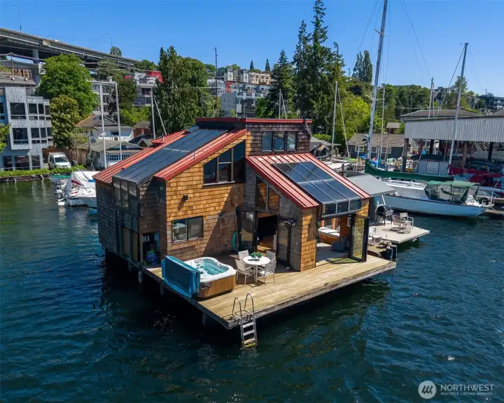 Welcome to life at the end of the dock!