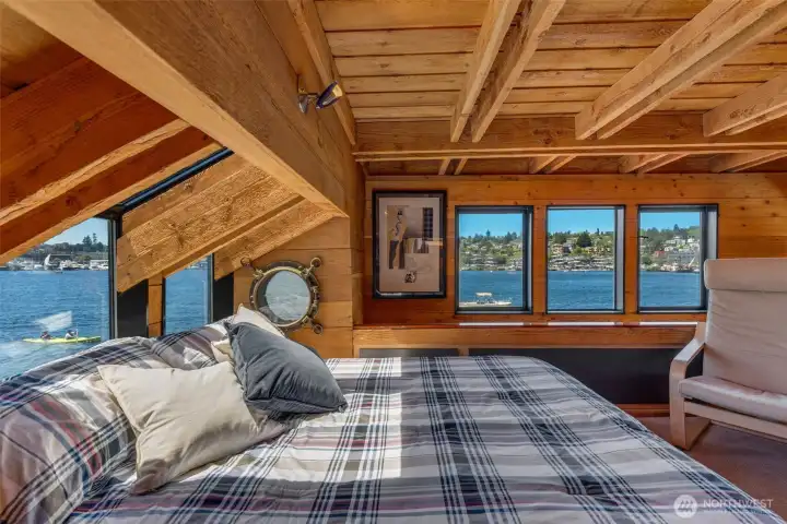 Imagine waking up to these views every morning.