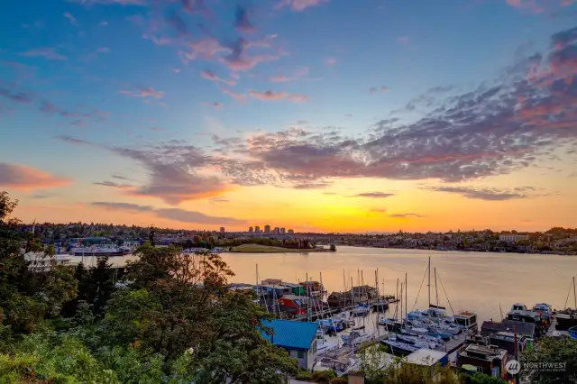 Sunrise over Lake Union