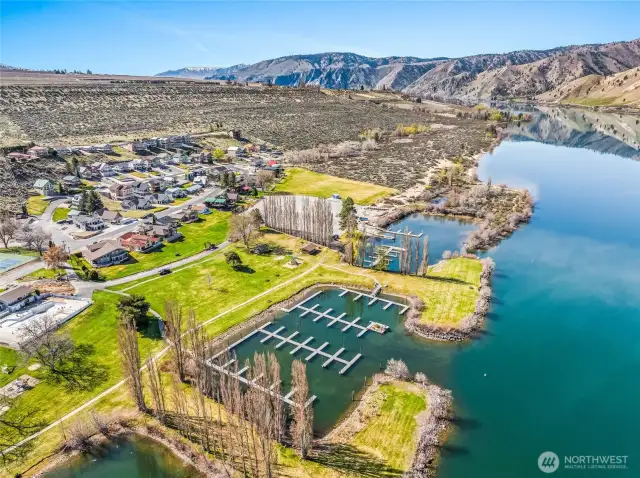 Sun Cove marina