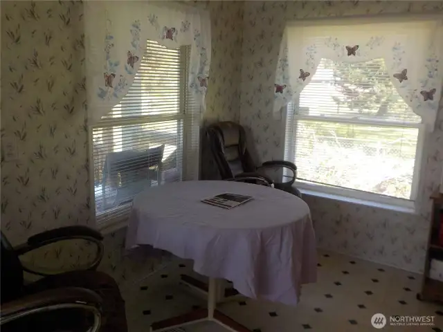 DINING AREA KITCHEN