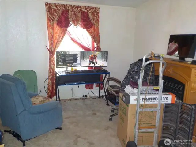 BEDROOM 3 AS GAMEROOM NOW
