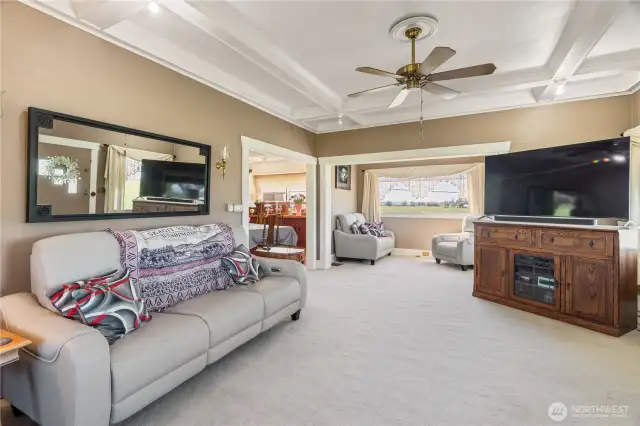 12' Coffered Ceilings
