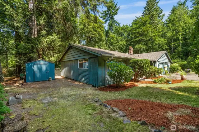 backyard of unit 1
