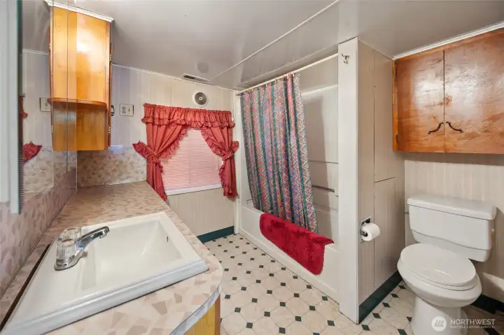 Bathroom 2
