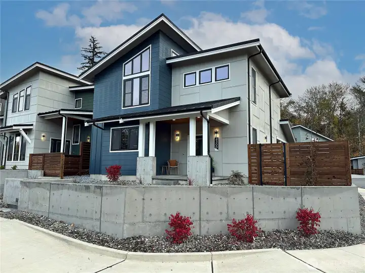 Welcome to 4300 Creston Way